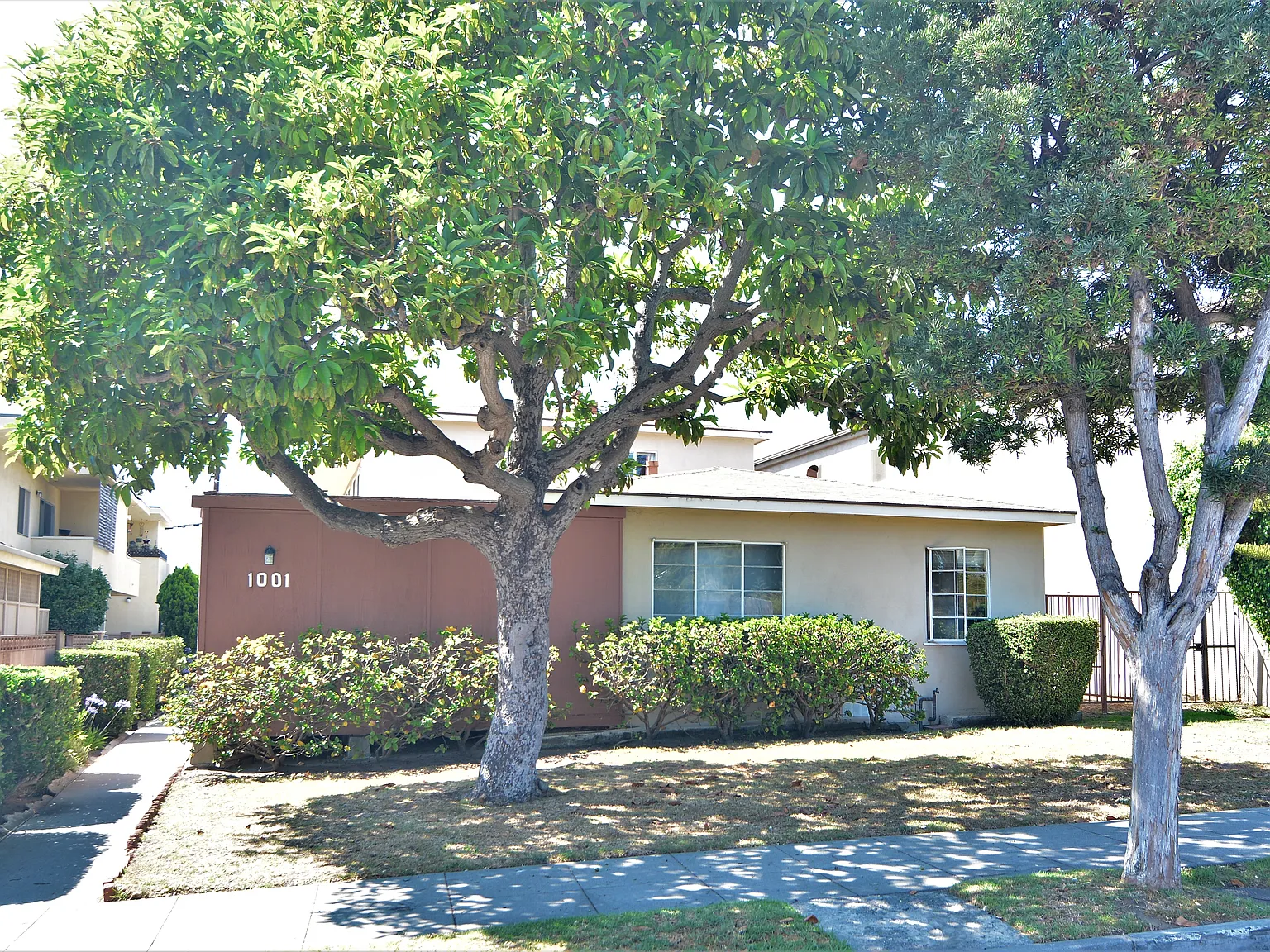 1 bed, 650 sqft, $2,350 — Photo 2