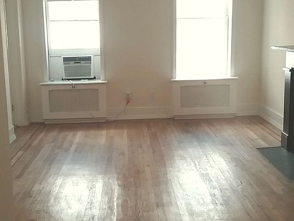 4th image of 344 E 58th St APT 2A