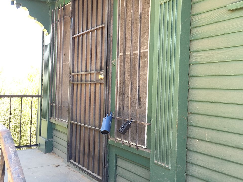 1st image of 1625 1/2 Lucretia Ave