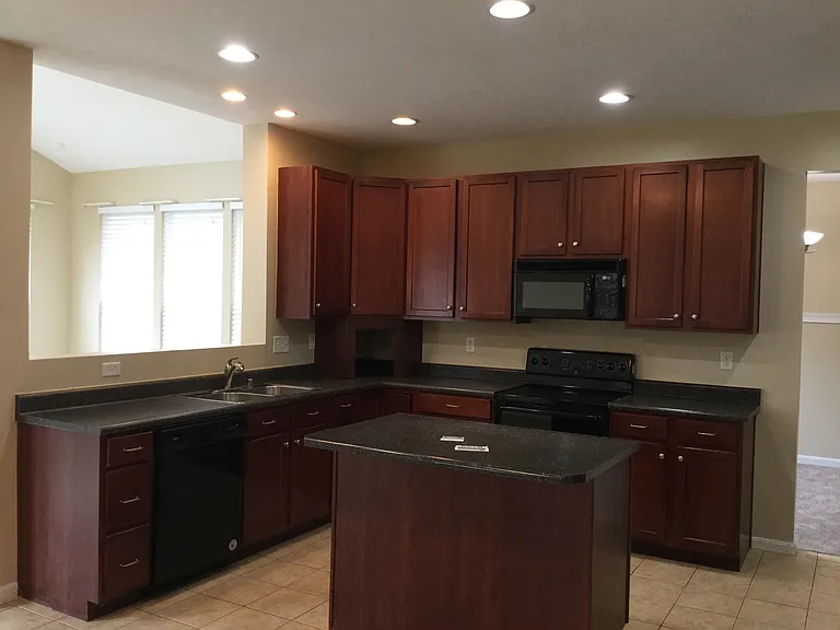 9868 Codyview Dr — Photo 2