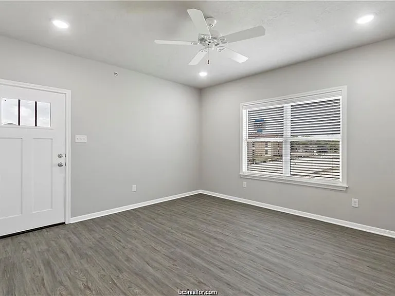 1326 Prairie Dr #1211 — Photo 3