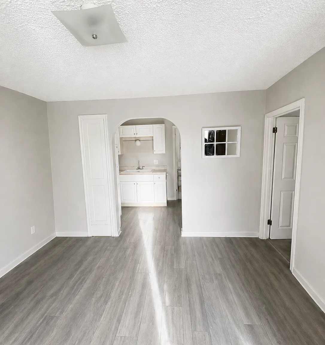 1 bed, 1.0 bath, $1,400 — Photo 1