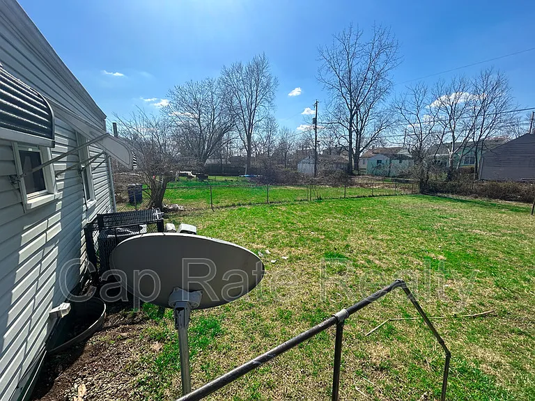 1879 Jermain Dr — Photo 21