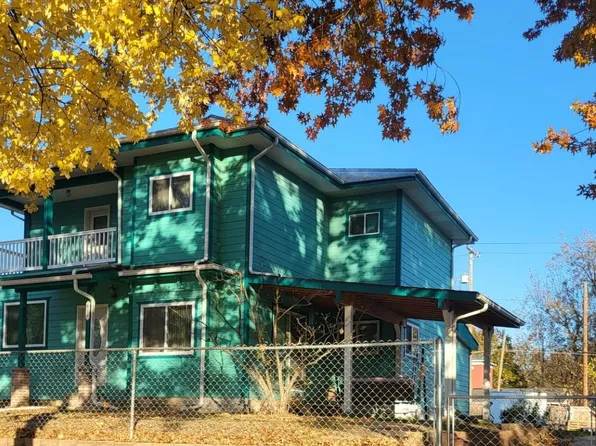 818 S C St, Arkansas City, KS 67005