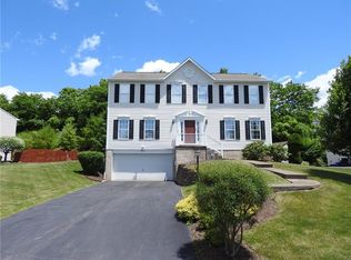 211 Blossom Ct, New Kensington, PA