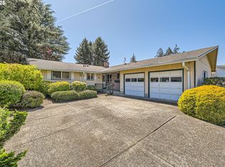 15724 NE Schuyler St, Portland, OR