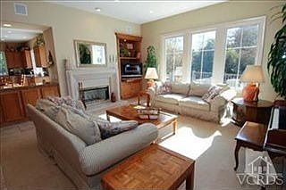 3rd image of 4102 Oak Place Dr