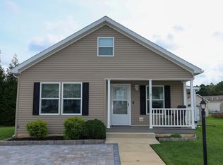 7 Redwood Ct, Mays Landing, NJ 08330