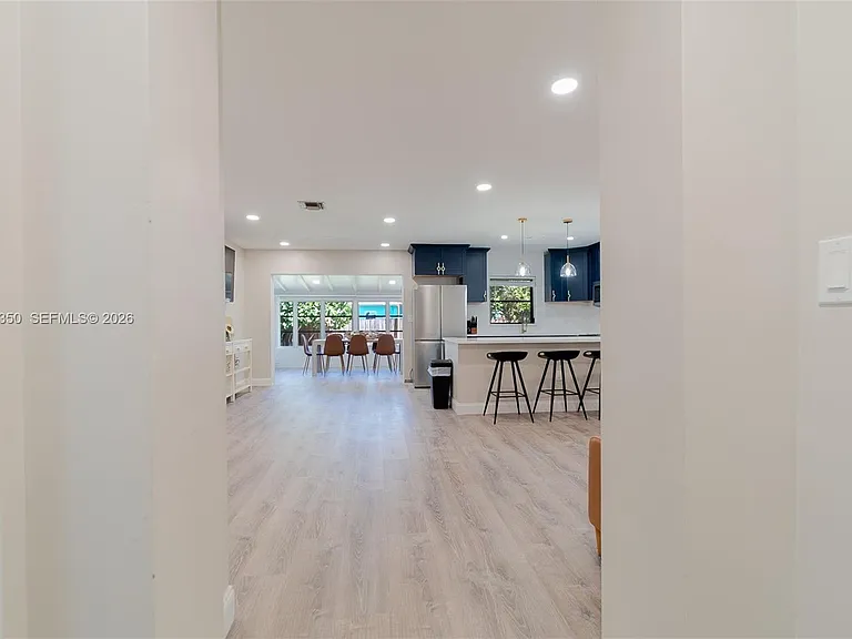 712 Tradewind Dr — Photo 5