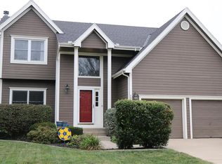 15322 W 150th St, Olathe, KS 66062