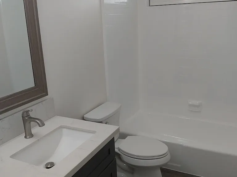 717 Strand St #4 — Photo 5