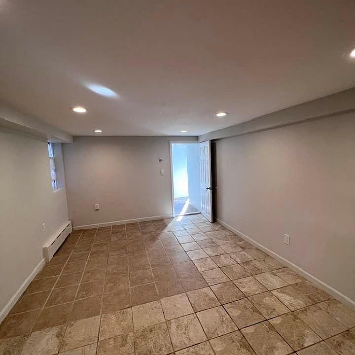 9718 160th Ave Howard Beach, NY Zillow Apartments for Rent in