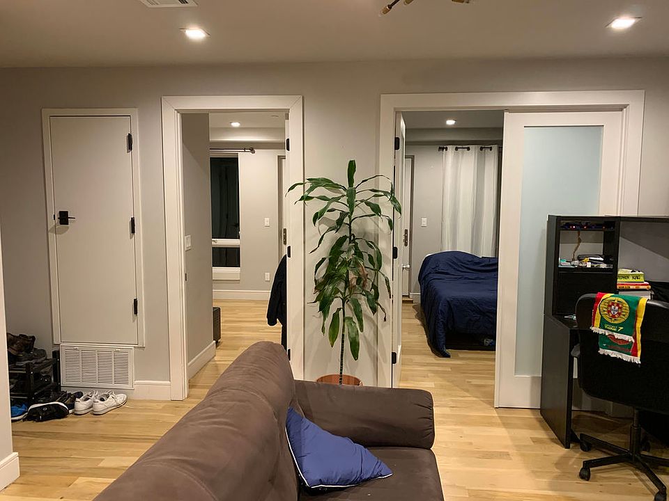 1st image of 200 Clifton Pl #3R