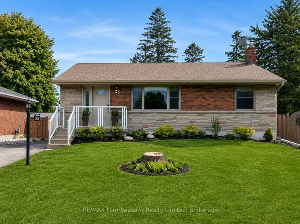 23 Camille Ct, Hamilton, ON L8T 2C8