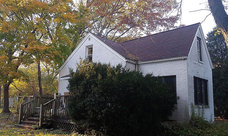 2nd image of 1633 S Berlin Ave