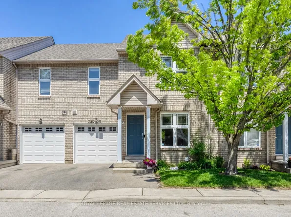 2189 Postmaster Dr #15, Oakville, ON L6M 4E6