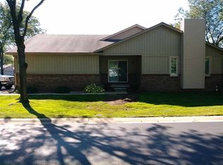 33333 Mill Race Cir, Westland, MI 48185