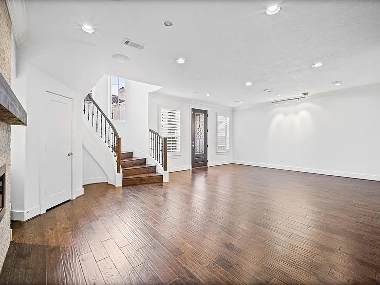 13412 Preston Cliff Ct — Photo 9