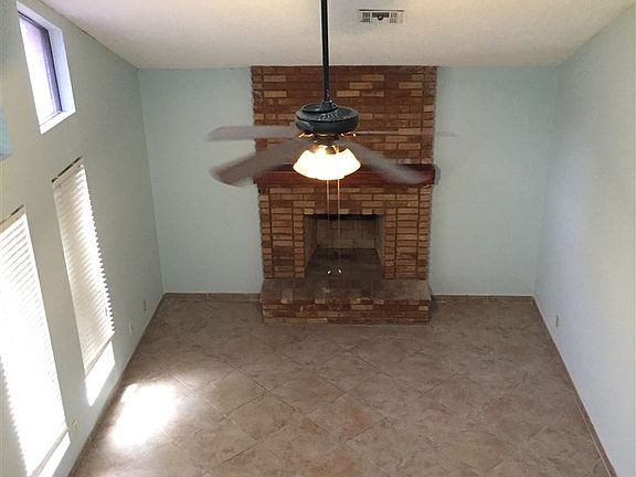 4th image of 817 E Del Mar Blvd