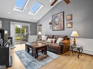 74 Gaping Rock Rd, Levittown, PA 19057