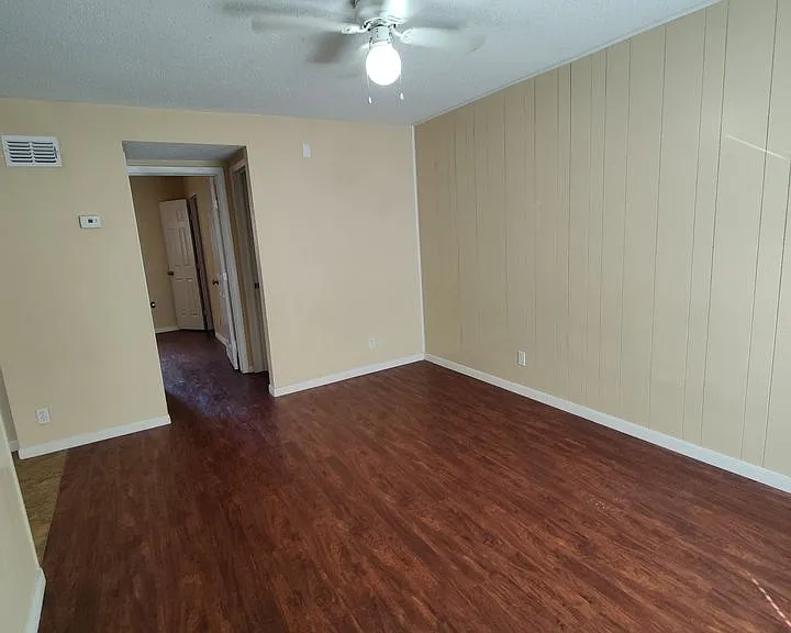 601 Harbour Ave #107 — Photo 7