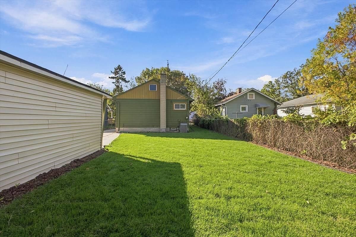 2138 Romeo St, photo 29