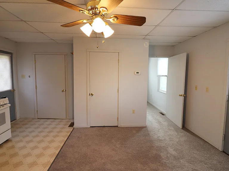 350 Adamstown Rd #C — Photo 10
