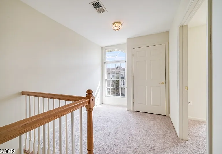 103 Crown Ct — Photo 23
