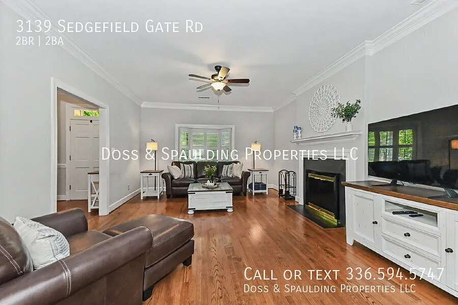 Furnished 2BR End-Unit Townhome in Sedgefield — Photo 4