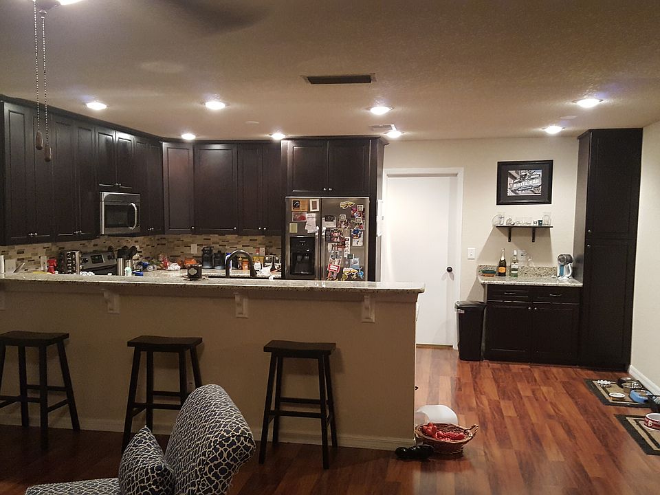 Kitchen and Bar