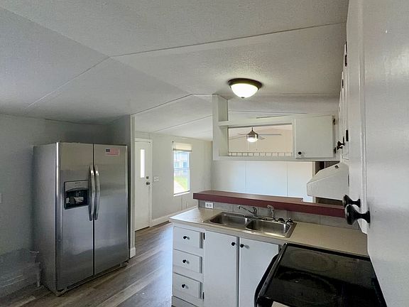 2nd image of 136 Bedrock Rd