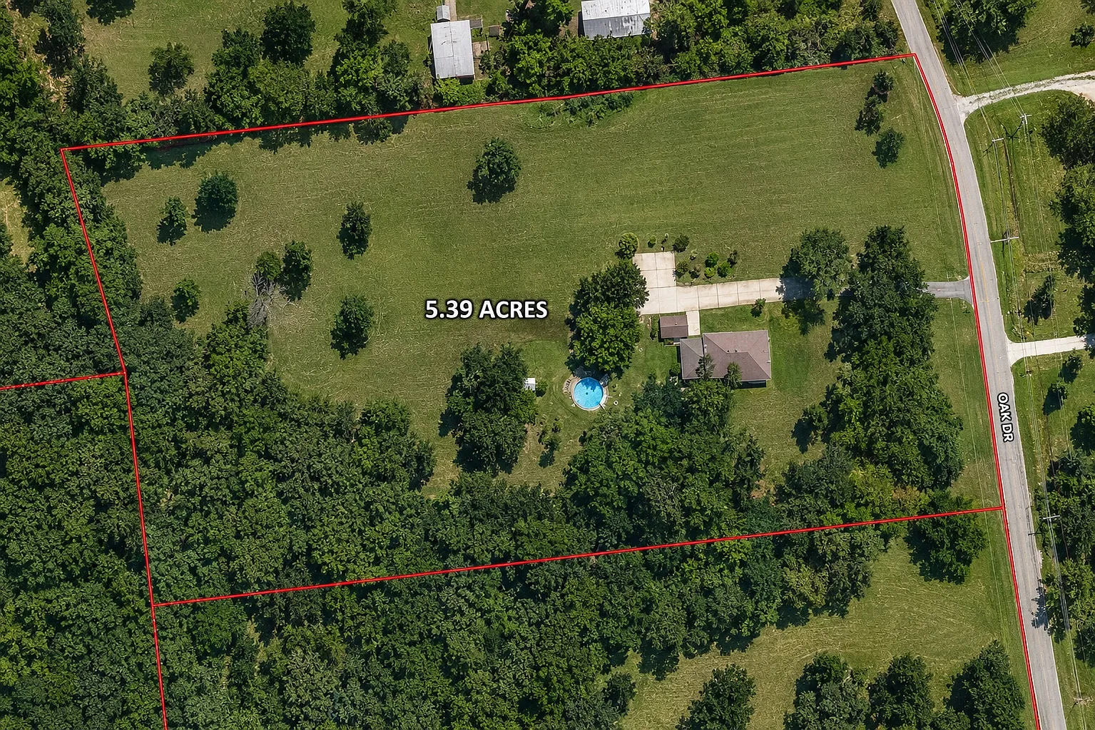 2567 Oak Dr — Photo 1
