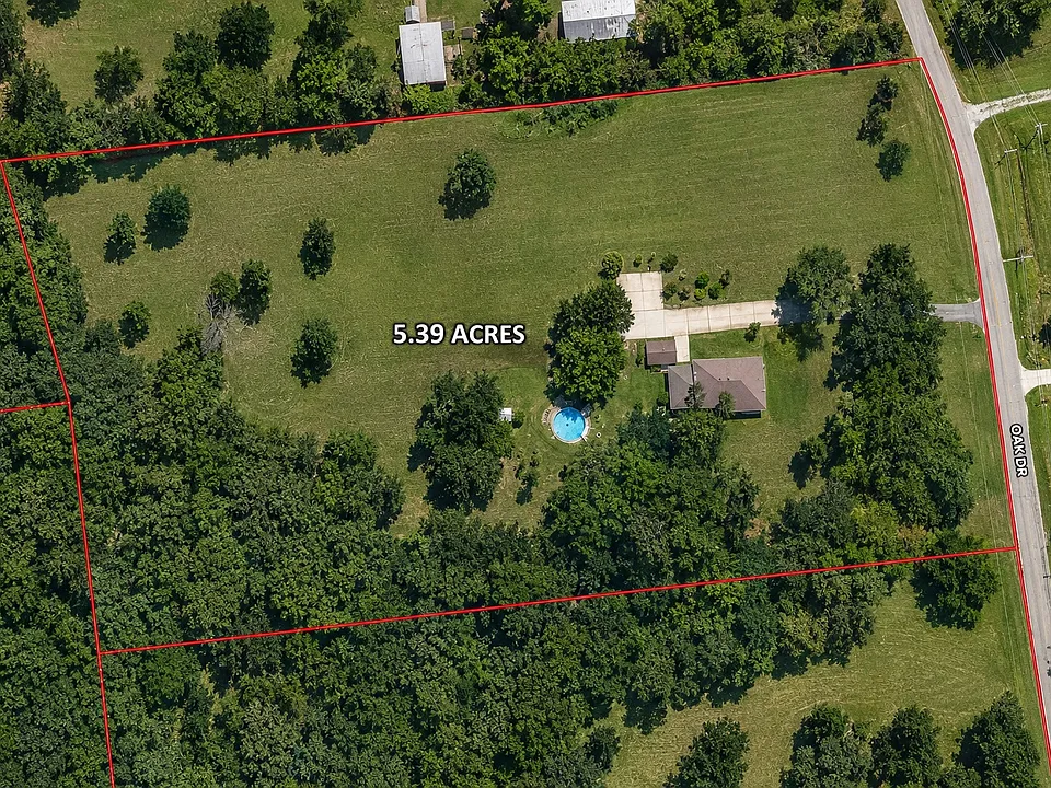 2567 Oak Dr