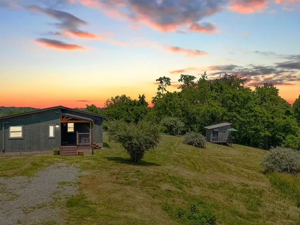 3099 Carmel Bathamia Rd, Thurman, OH 45685