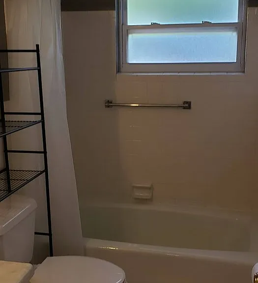 2302 Hutchinson Ave — Photo 24