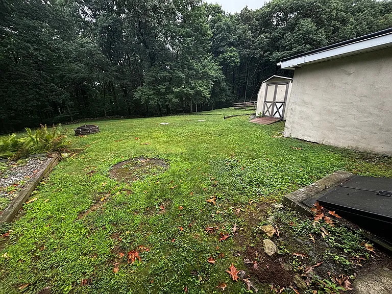 Mountain Top Ln — Photo 10