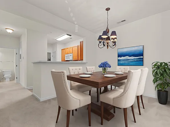 427 Eyam Hall Ln, Apex, NC 27502