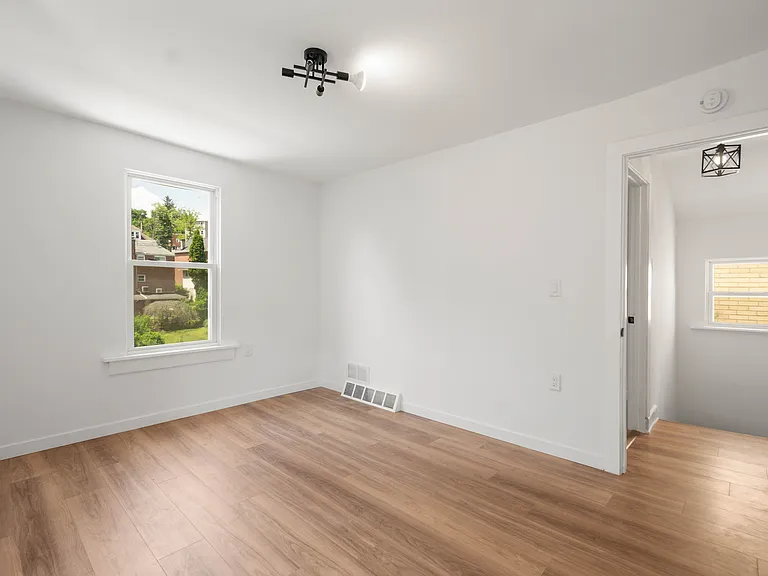 147 Clairmont Ave — Photo 17