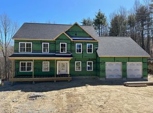 20 Wellesley Dr, Bedford, NH 03110