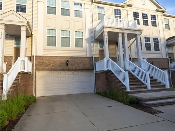 5940 N Pointe Dr, Pepper Pike, OH 44124