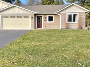 122-124 Hickory Ln, Eau Claire, WI 54703