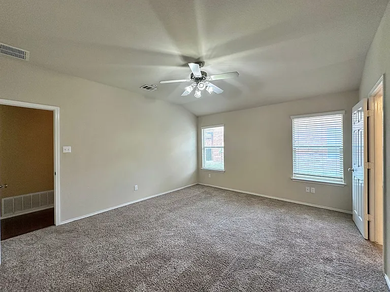6806 Modesto Rd — Photo 17