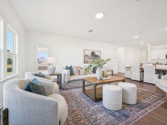 4th image of 241 S Harvest Ridge Way