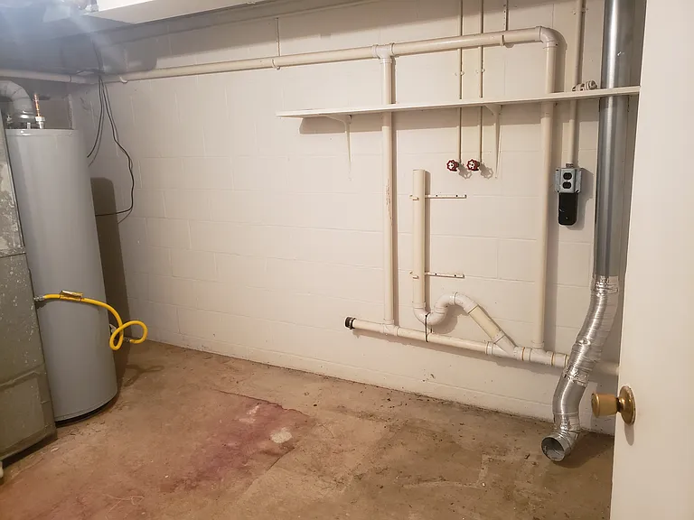 1319 W Daytona Dr #1 — Photo 5
