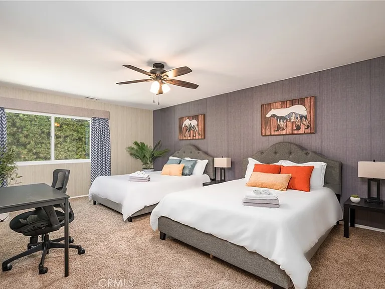 2328 E Vine Ave — Photo 11