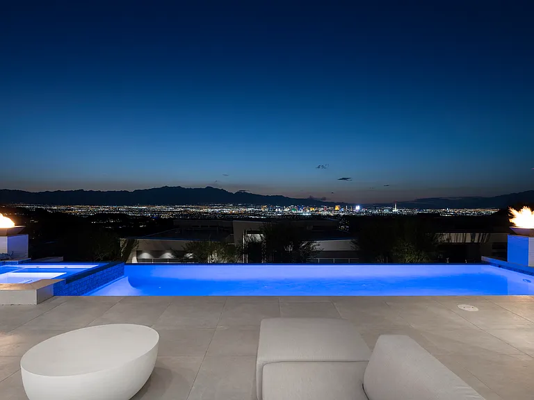 663 Palisade Rim Dr — Photo 36