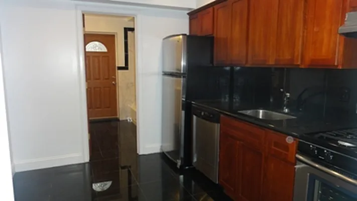 Rented by R New York | media 15