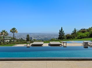 555 Vick Pl, Beverly Hills, CA 90210