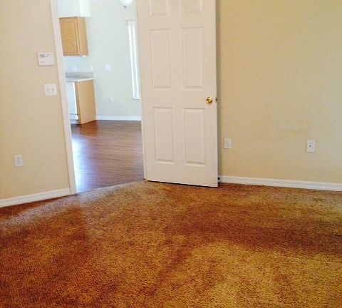 4th image of 7476 Pleasant Hill Dr
