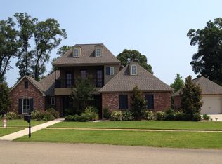 8132 Tranquility Cir, Denham Springs, LA 70706